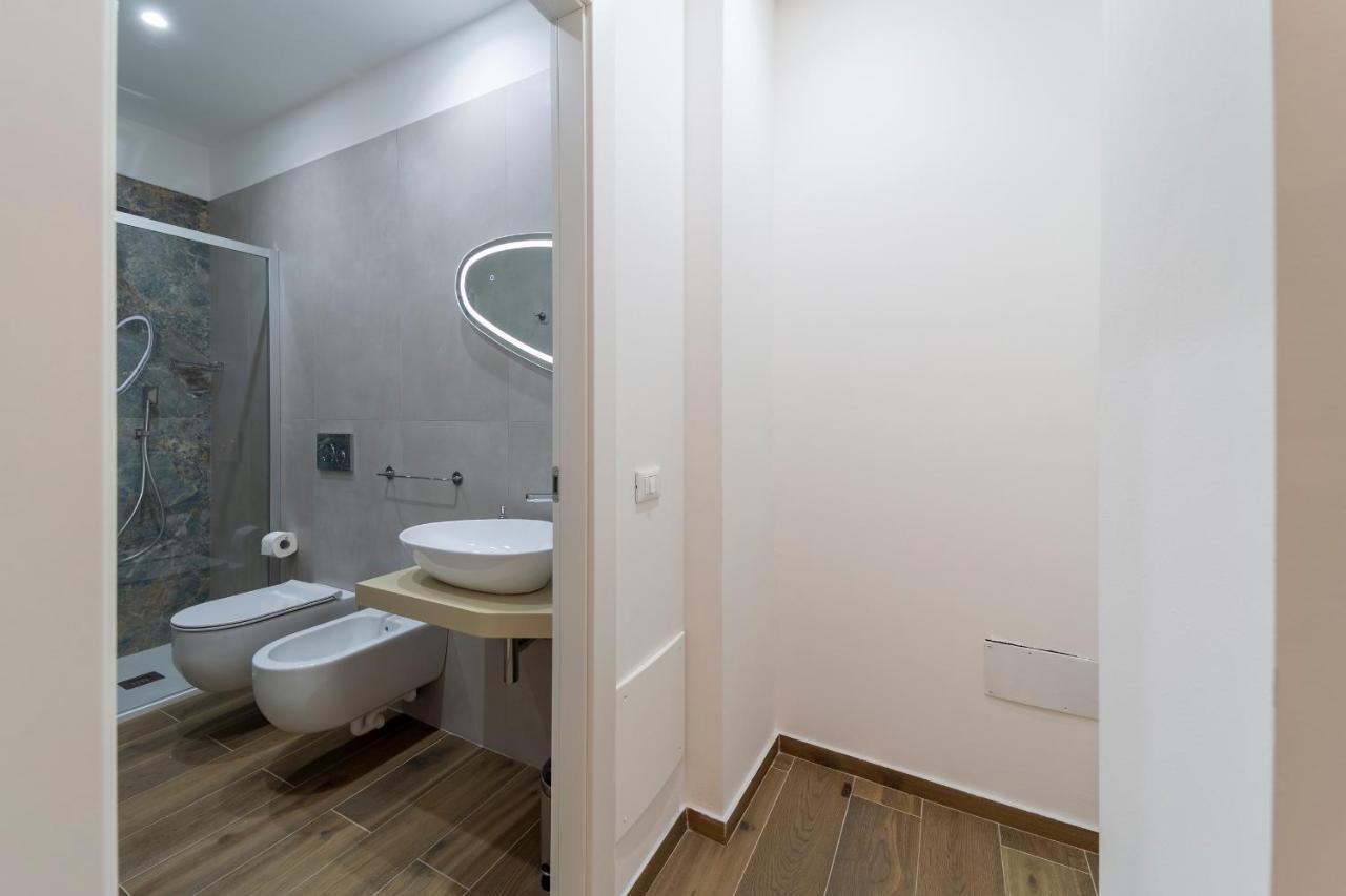 Mentana Rooms Parma Esterno foto