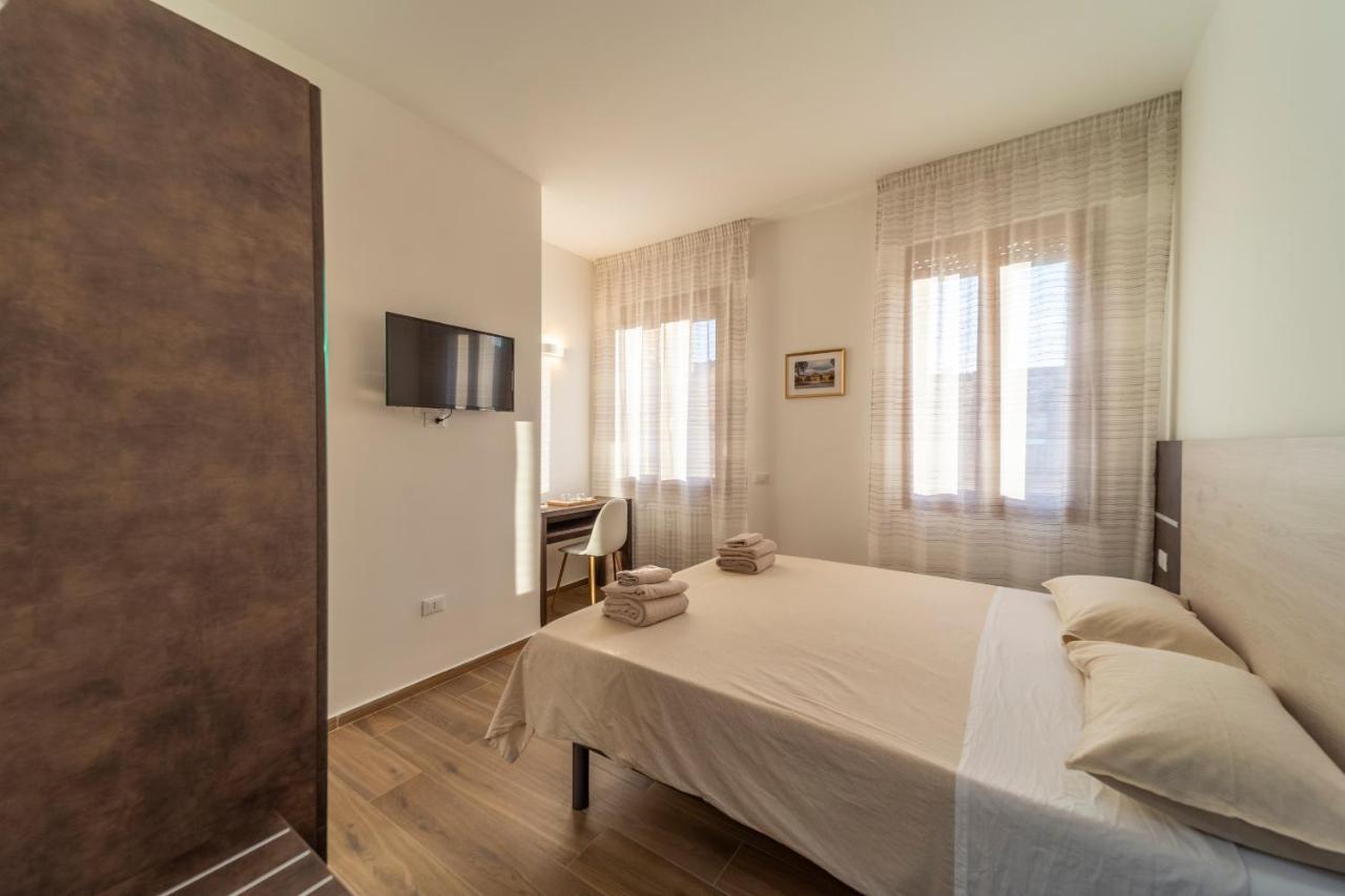 Mentana Rooms Parma Esterno foto