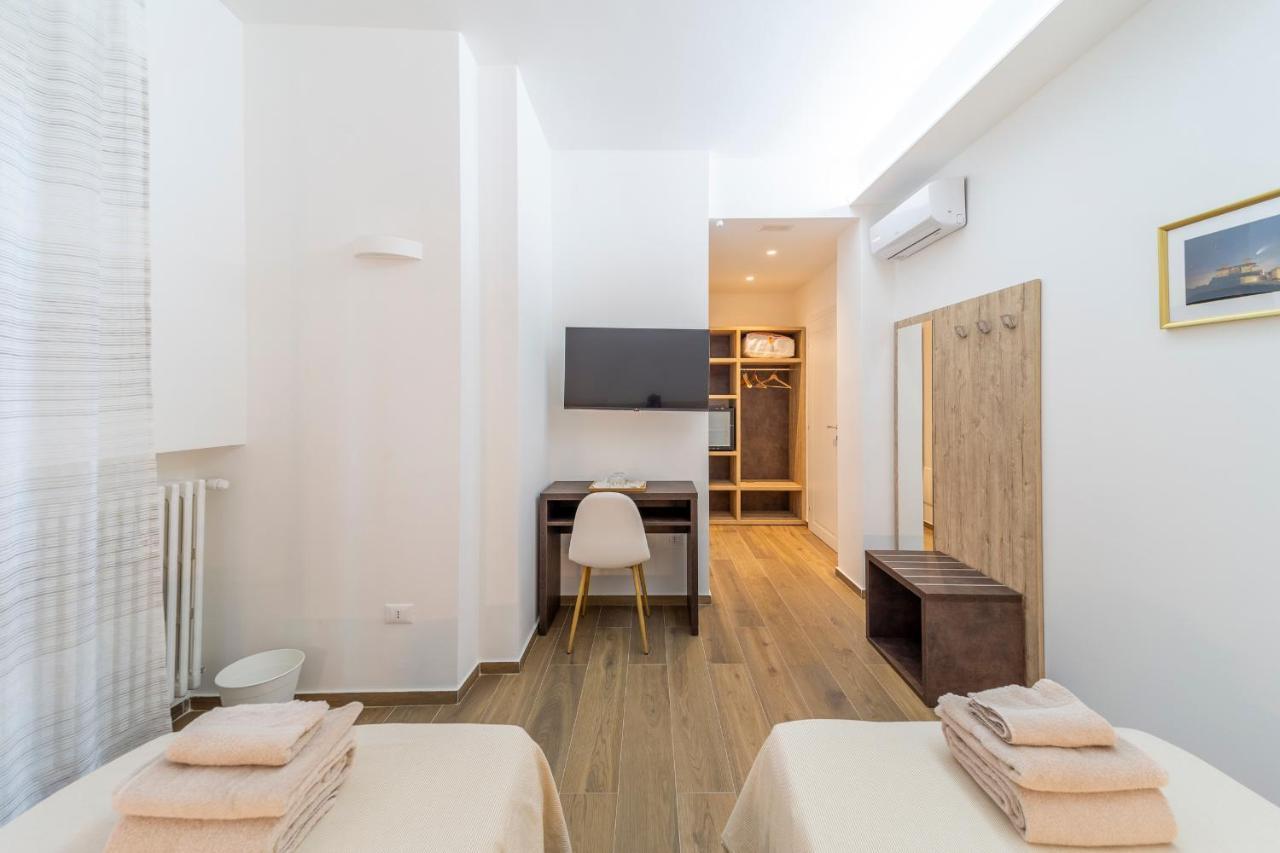 Mentana Rooms Parma Esterno foto